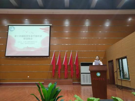 说明: mmexport1545660753595